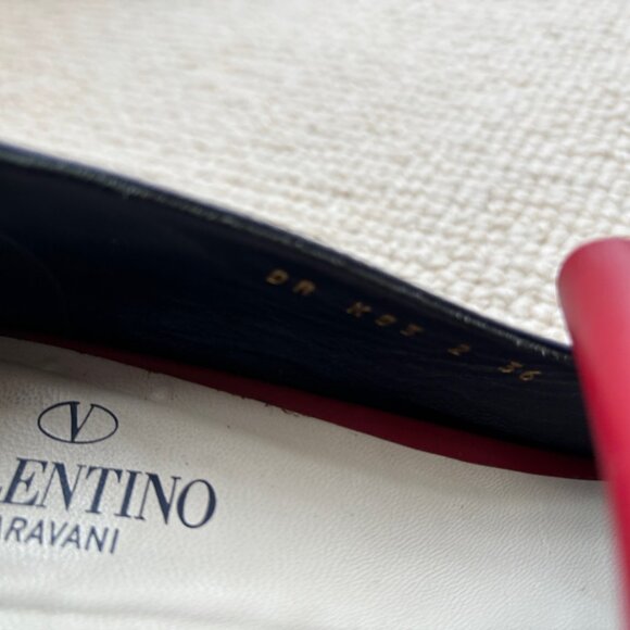 Valentino Uptown Pumps with Rockstud accents - Picture 3 of 4